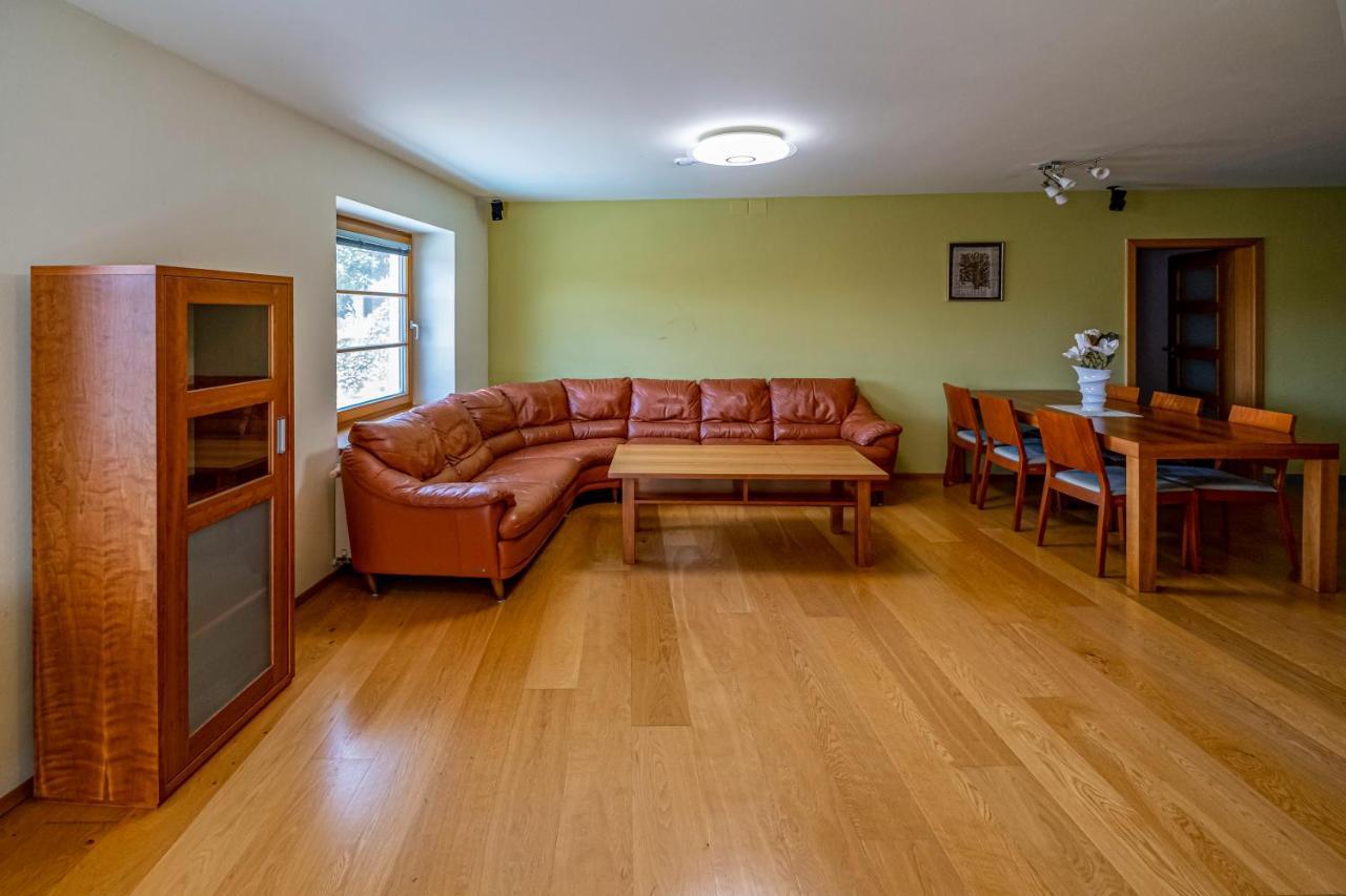 Relax Hotel Stork Lednice Luaran gambar