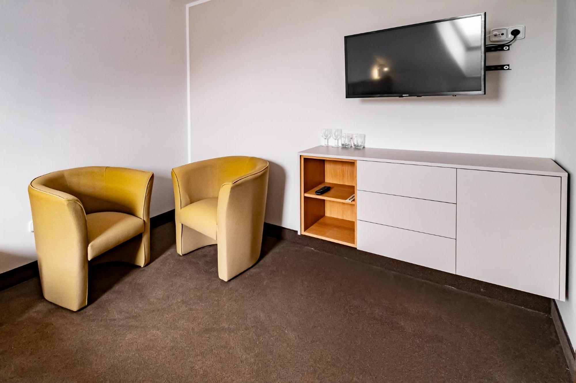 Relax Hotel Stork Lednice Luaran gambar