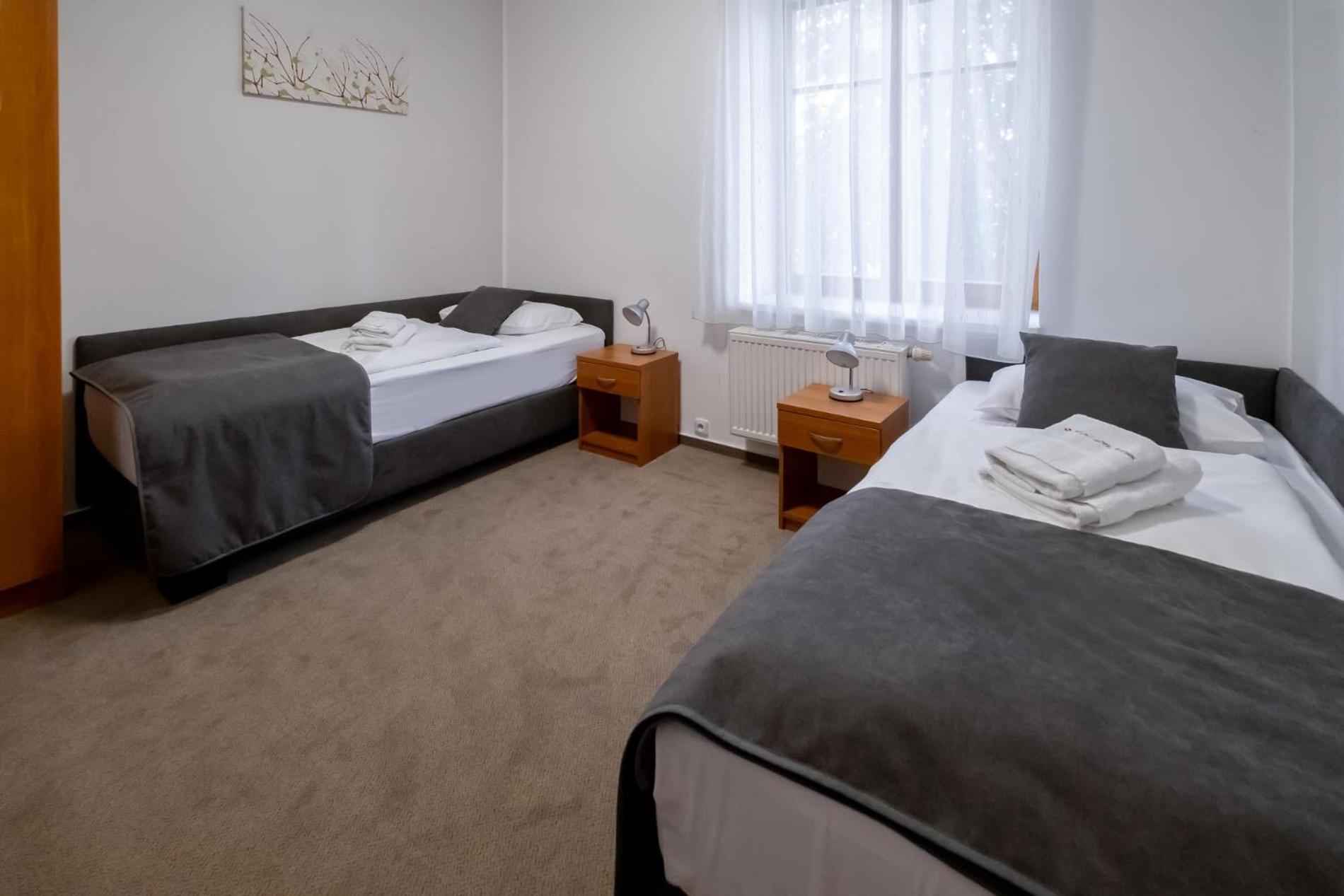 Relax Hotel Stork Lednice Luaran gambar
